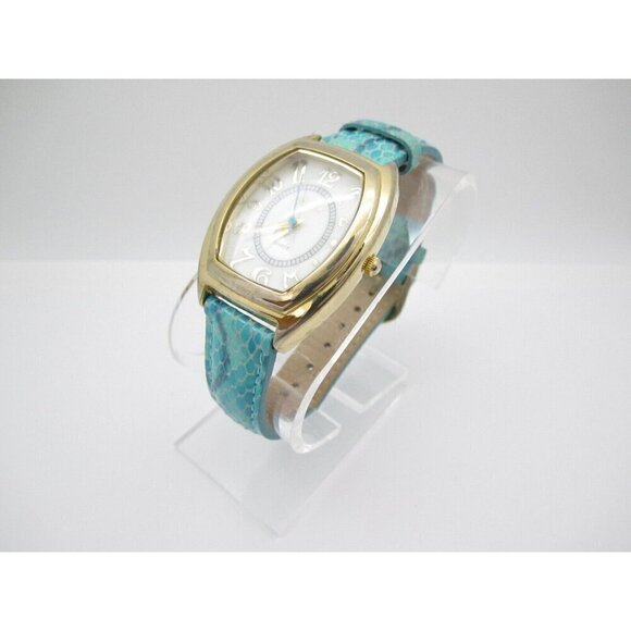 Women Gossip Quartz WR Analog 31mm Dial Watch (G966) "New Battery" - Picture 6 of 9